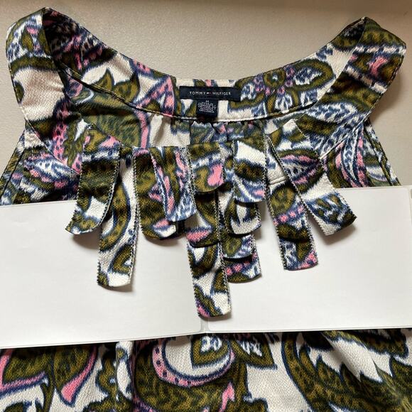 Tommy Hilfiger Pink & Green Paisley Ruffled front Tank Top size Medium - Picture 3 of 9
